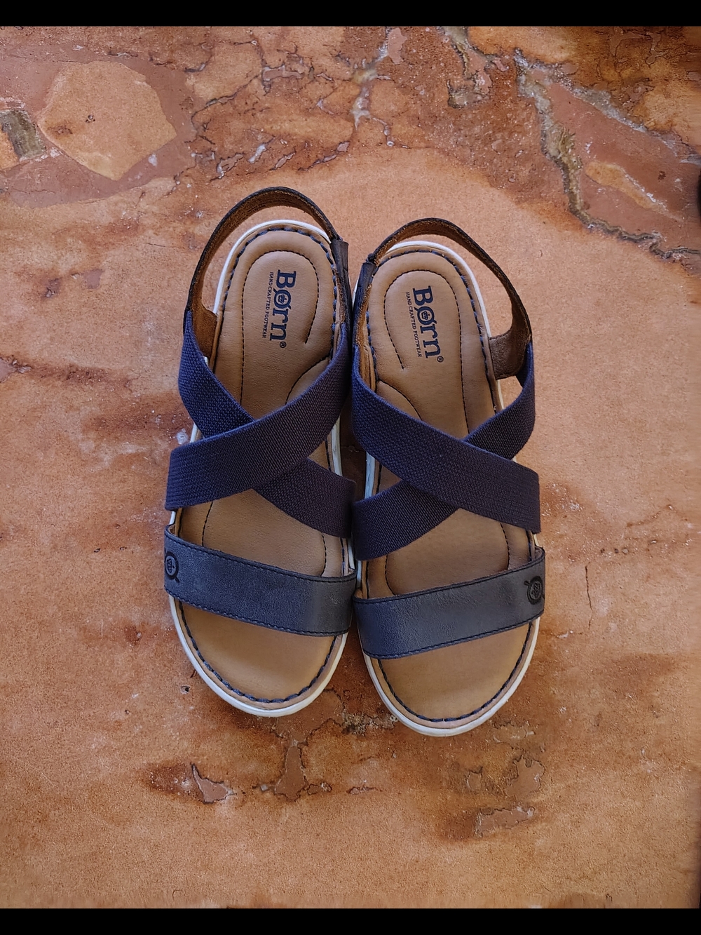 Born Women's Navy Crisscross Strap Sandals Size 6M - Picture 2 of 5